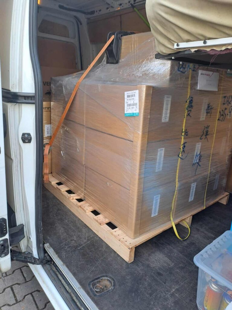 Removals to netherlands - loaded VAN