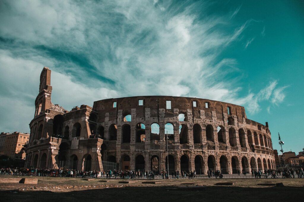 Removals to Italy with VANonsite, secure international moving service to Southern Europe with door to door delivery, professional packing, and real time tracking.